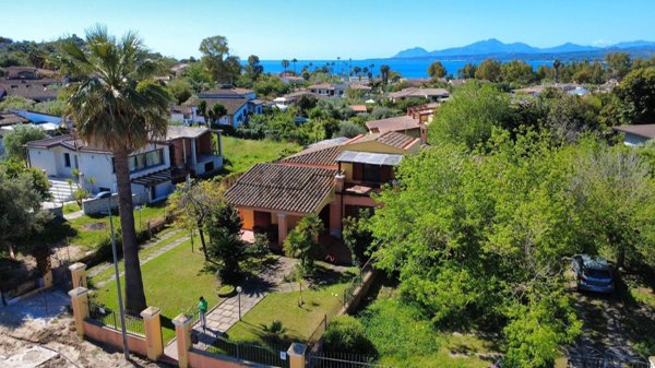 casa indipendente in vendita a Tortolì in zona Porto Frailis