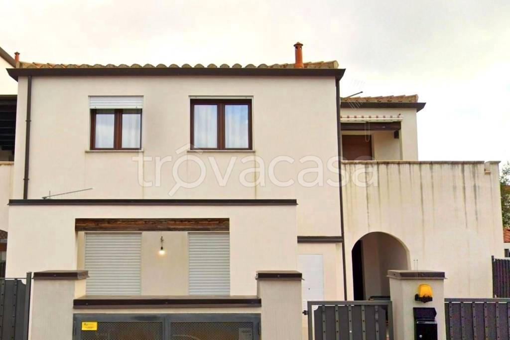 appartamento in vendita a Tortolì in zona Is Tanas