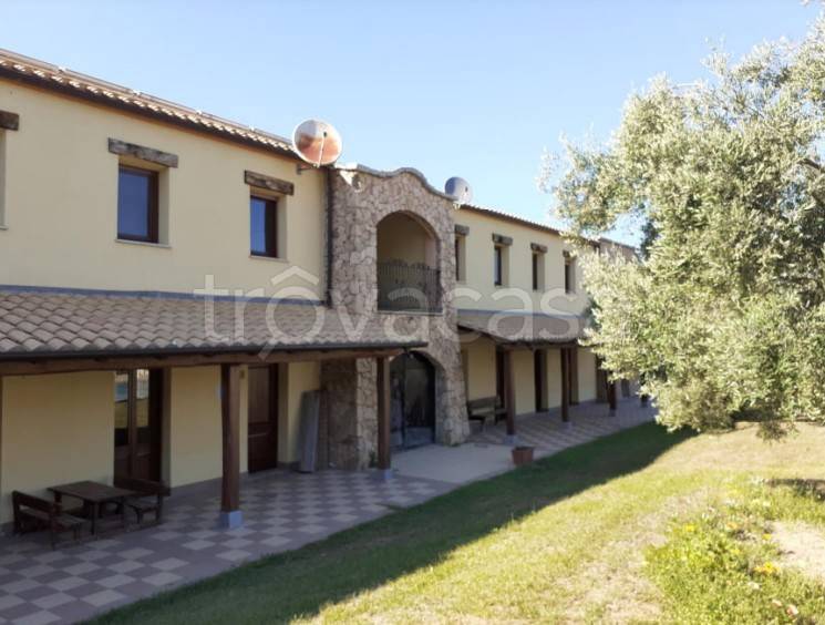 negozio in vendita a Cardedu