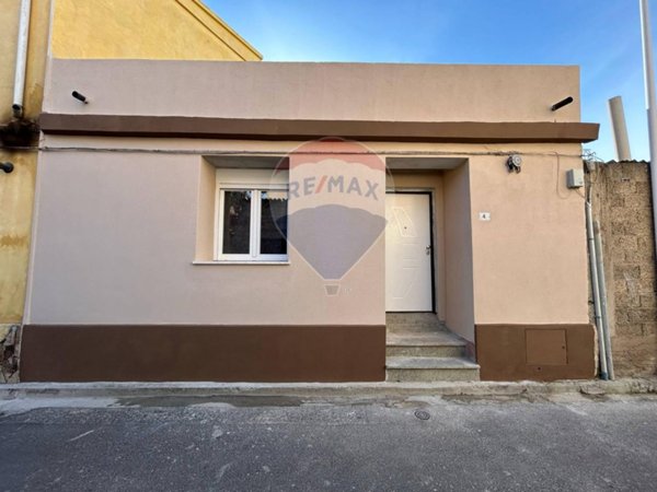 casa indipendente in vendita ad Assemini