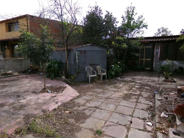appartamento in vendita ad Assemini in zona Truncu Is Follas