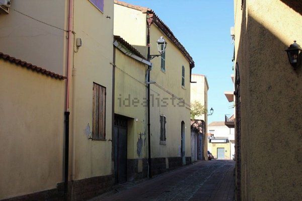 casa indipendente in vendita ad Assemini