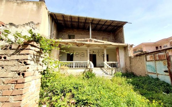 casa indipendente in vendita ad Assemini