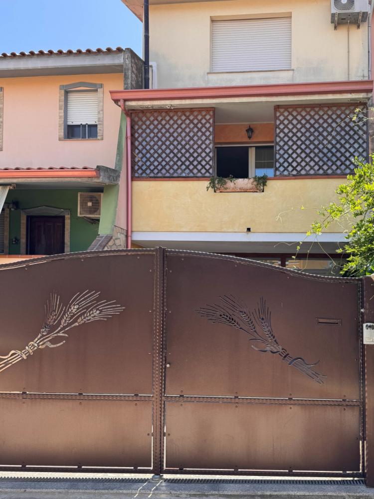 casa indipendente in vendita ad Assemini