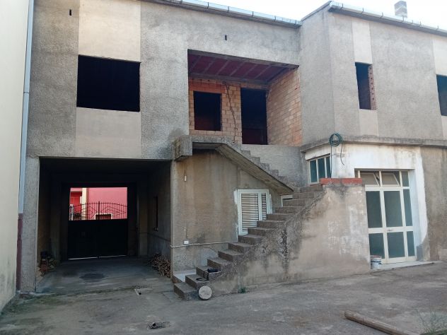 casa indipendente in vendita ad Assemini