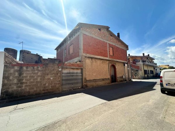 casa indipendente in vendita ad Assemini