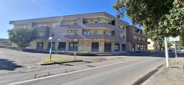 locale commerciale in vendita ad Assemini