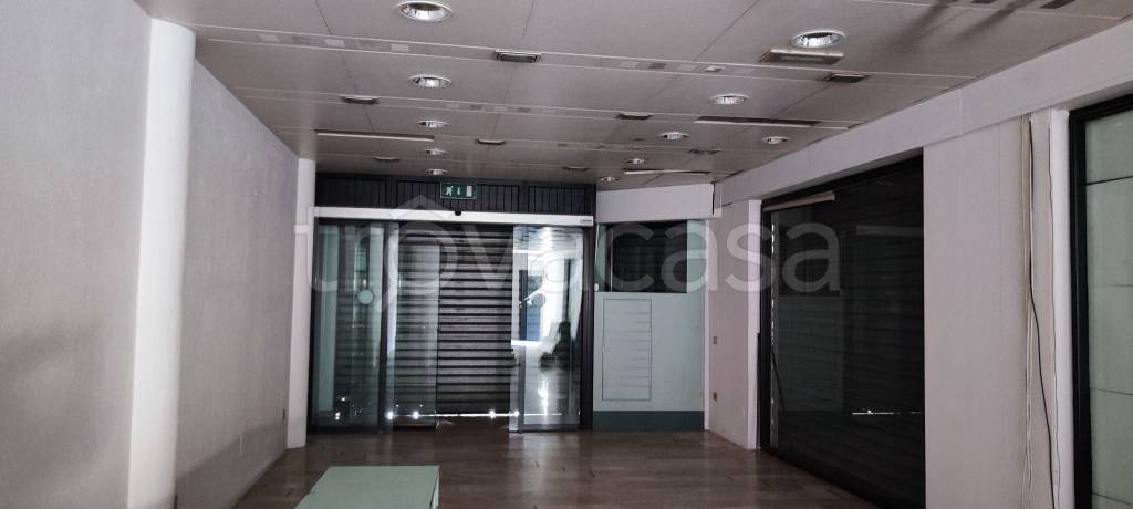 negozio in vendita ad Assemini