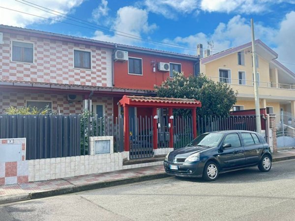 casa indipendente in vendita ad Assemini
