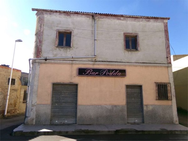 casa indipendente in vendita ad Assemini