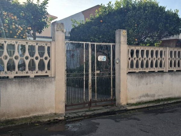 casa indipendente in vendita ad Assemini