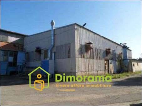 capannone in vendita ad Assemini in zona Macchiareddu