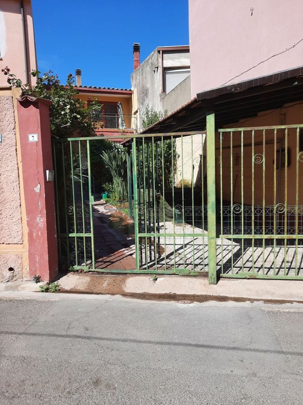 casa indipendente in vendita ad Assemini