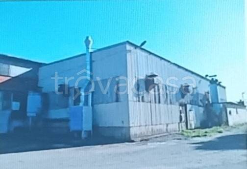 capannone in vendita ad Assemini in zona Macchiareddu