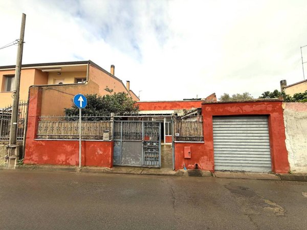 casa indipendente in vendita ad Assemini