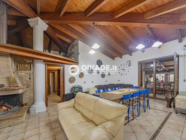 casa indipendente in vendita ad Assemini