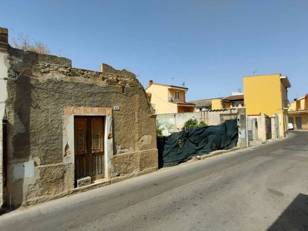 terreno edificabile in vendita ad Assemini