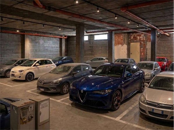 locale commerciale in vendita ad Assemini