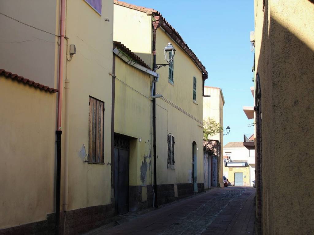 casa indipendente in vendita ad Assemini