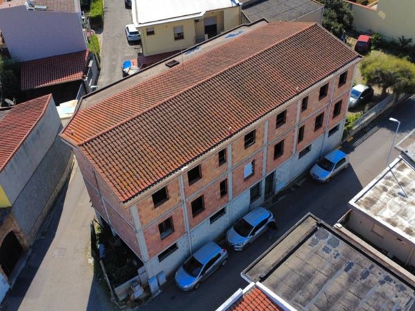 intera palazzina in vendita ad Assemini