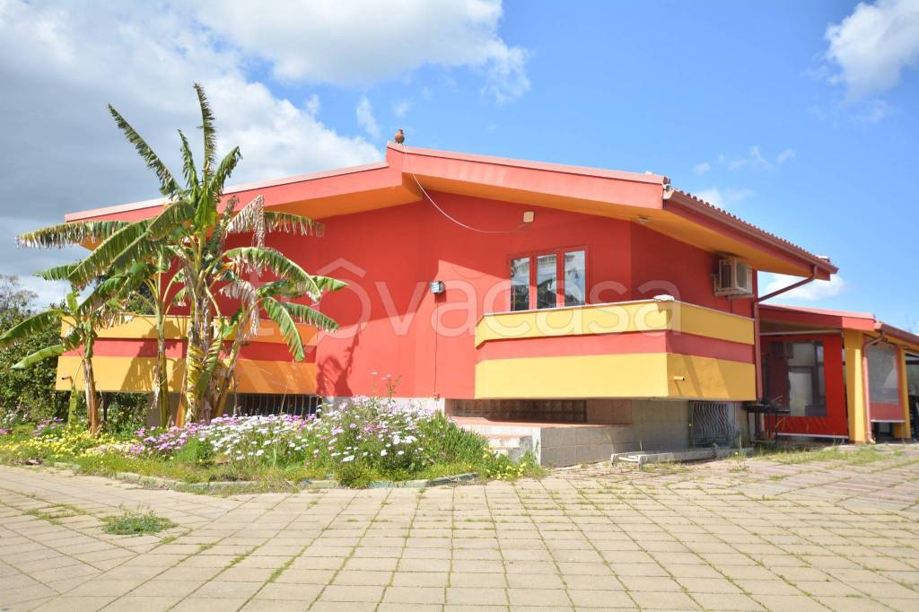 casa indipendente in vendita ad Assemini