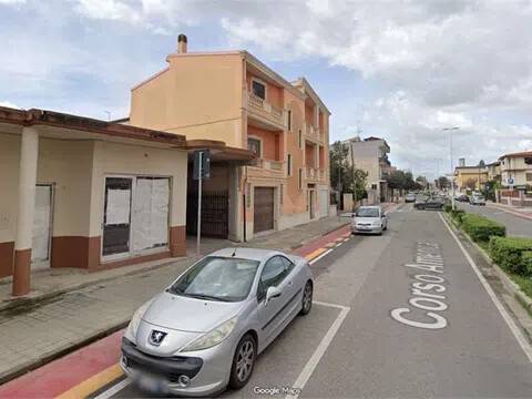 negozio in vendita ad Assemini