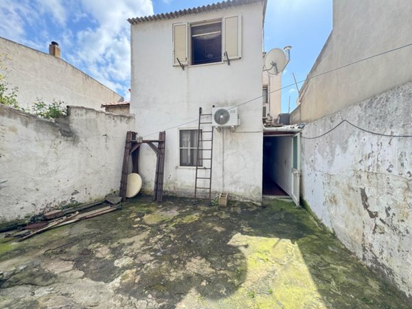casa indipendente in vendita ad Assemini