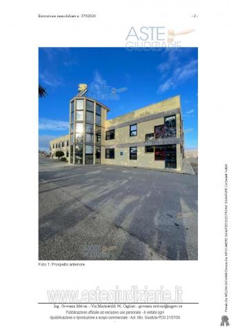 negozio in vendita ad Assemini in zona Macchiareddu