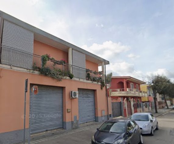 locale commerciale in vendita ad Assemini