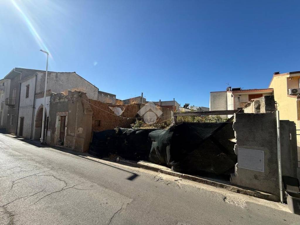 terreno in vendita ad Assemini