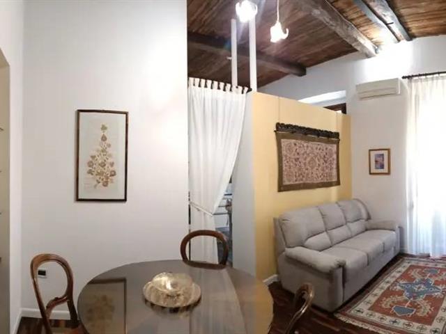 appartamento in vendita a Cagliari in zona Castello