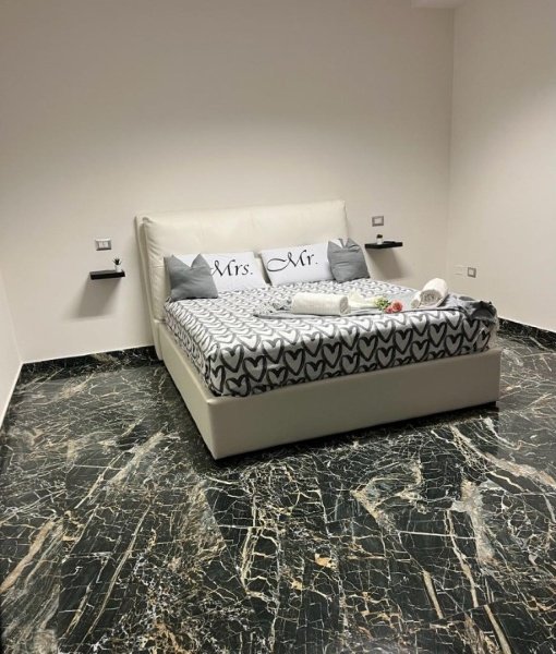 appartamento in vendita a Cagliari in zona Pirri