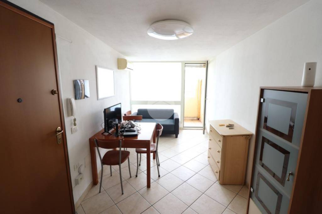 appartamento in vendita a Cagliari in zona Pirri