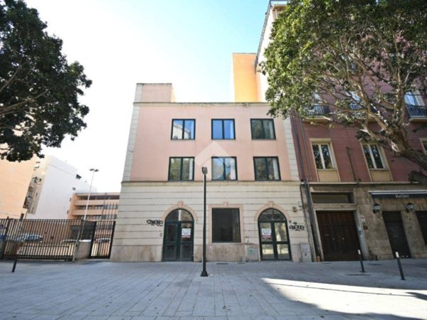 ufficio in vendita a Cagliari in zona Stampace/Punici