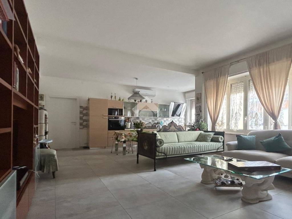 appartamento in vendita a Cagliari in zona Tribunale
