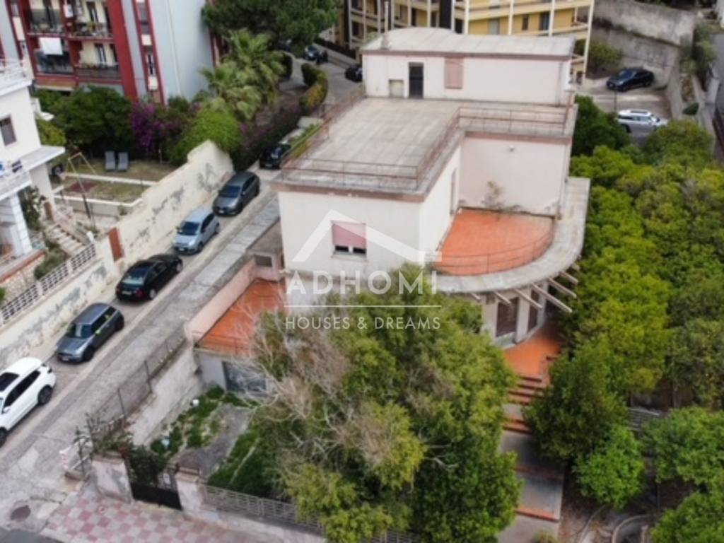 casa indipendente in vendita a Cagliari in zona Bonaria