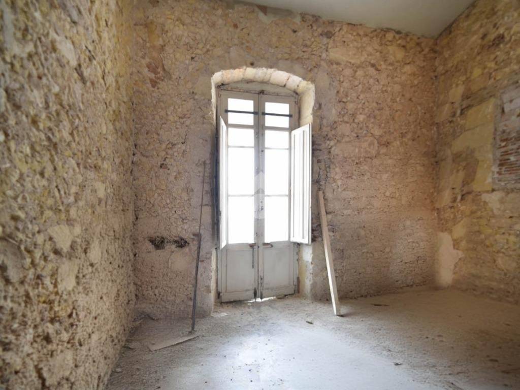 appartamento in vendita a Cagliari in zona Castello