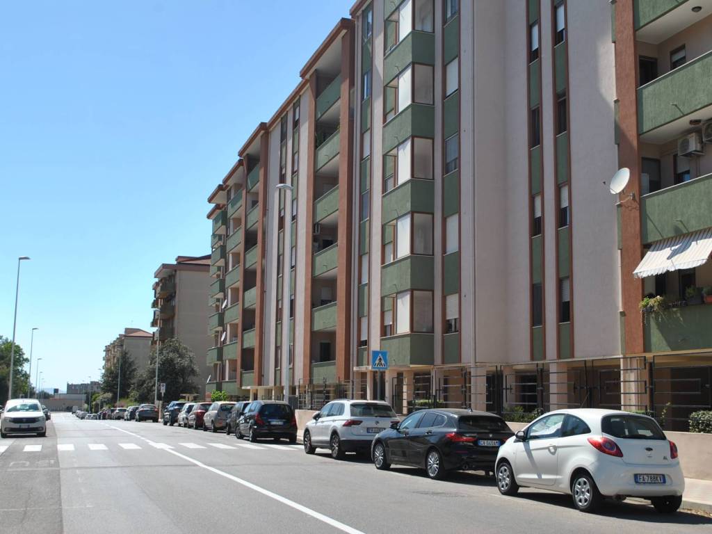 appartamento in vendita a Cagliari in zona Is Mirrionis/San Michele