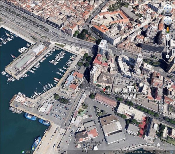 negozio in vendita a Cagliari in zona Marina