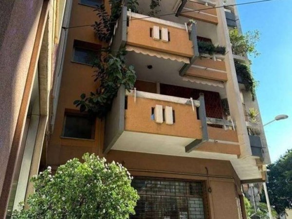 ufficio in vendita a Cagliari in zona Is Mirrionis/San Michele