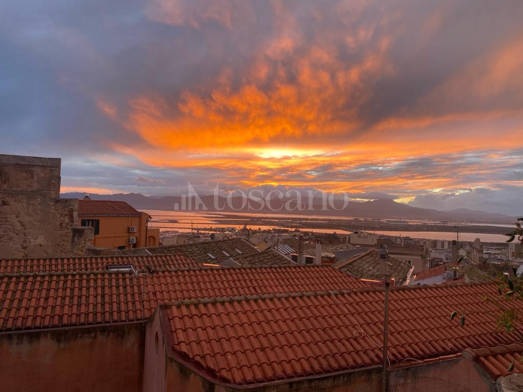 appartamento in vendita a Cagliari in zona Castello