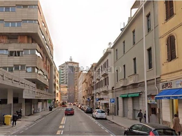 appartamento in vendita a Cagliari in zona Villanova