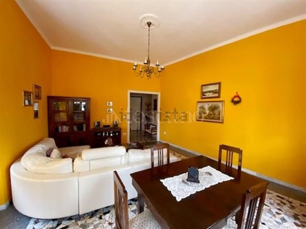 appartamento in vendita a Cagliari in zona Villanova