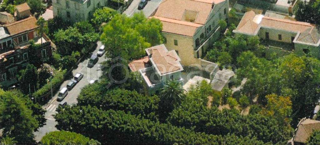 casa indipendente in vendita a Cagliari in zona Stampace/Punici
