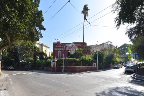 casa indipendente in vendita a Cagliari in zona Stampace/Punici