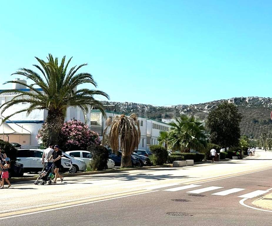 appartamento in vendita a Cagliari in zona Poetto/Marina Piccola