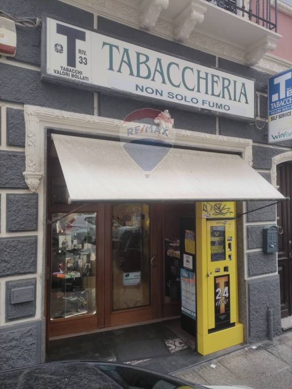 negozio in vendita a Cagliari in zona Stampace/Punici