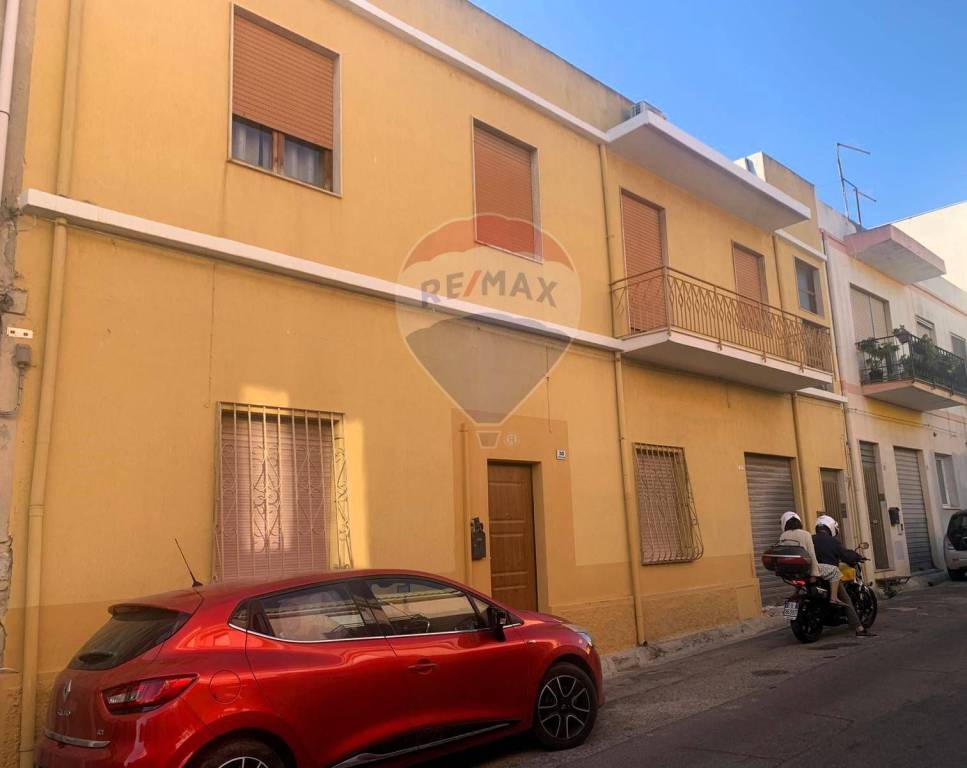 appartamento in vendita a Cagliari in zona Pirri