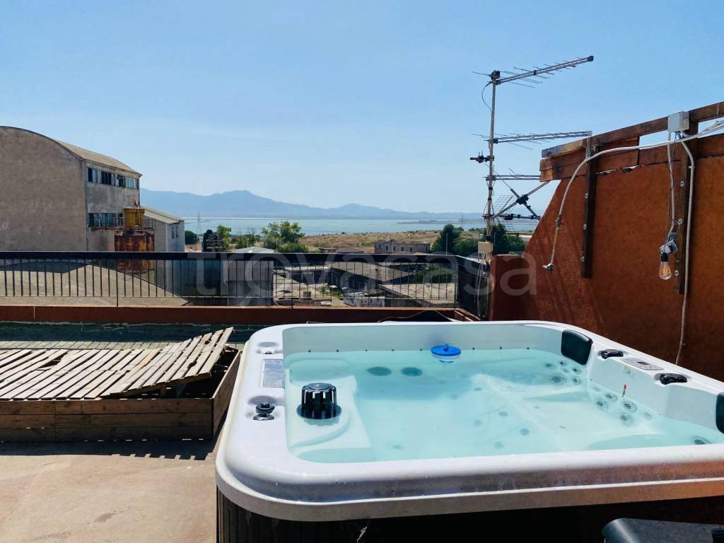 appartamento in vendita a Cagliari in zona Sant'Avendrace