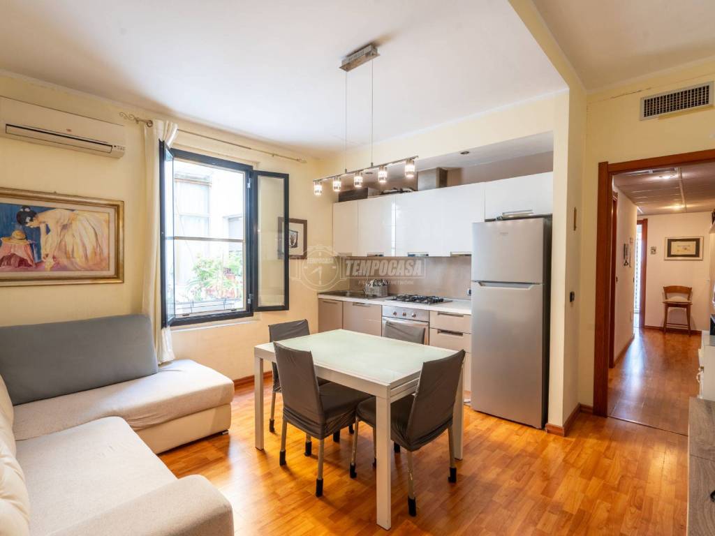 appartamento in vendita a Cagliari in zona San Benedetto